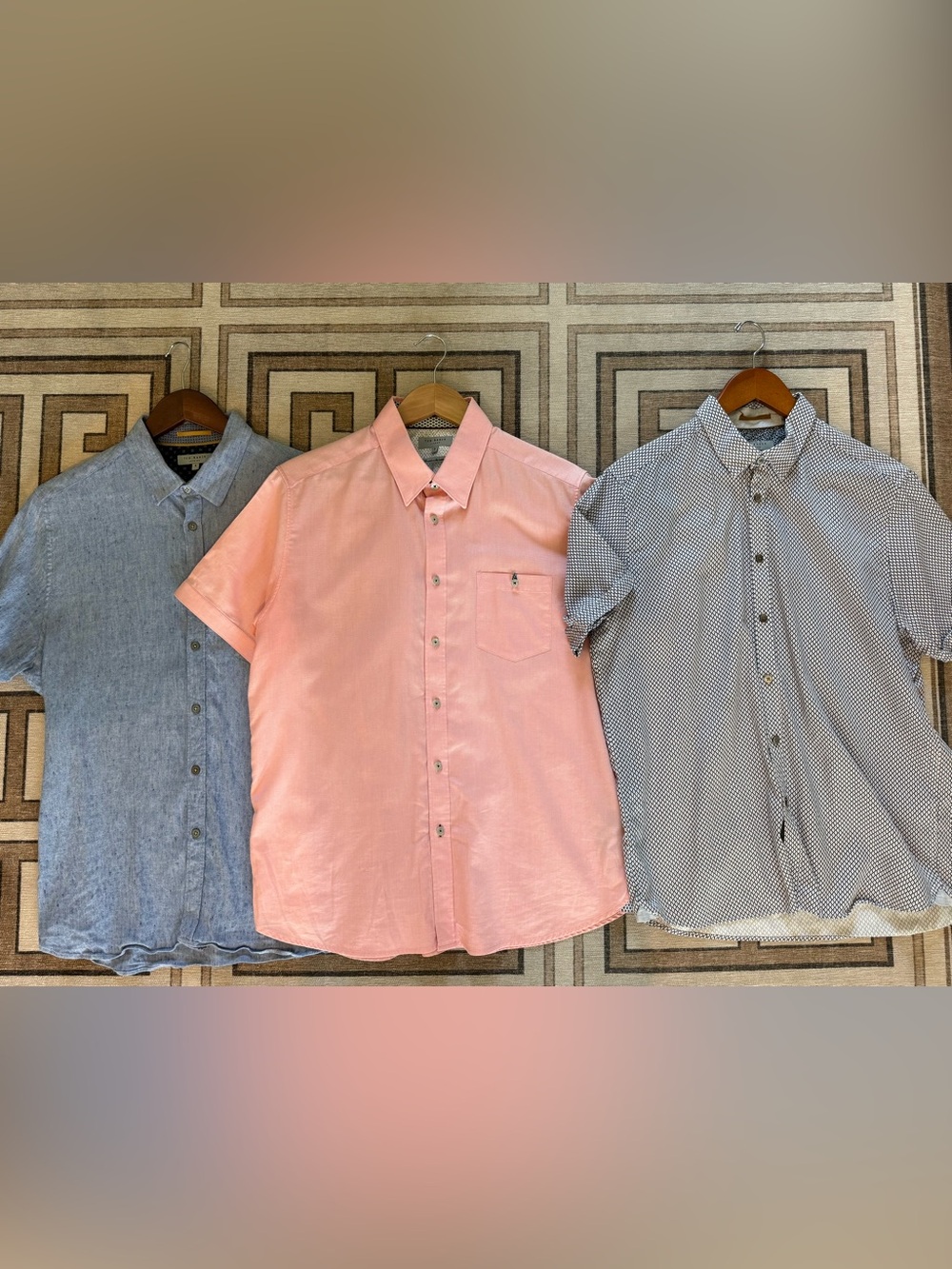 Lot of Ted Baker London 3-Pack Men’s Short Sleeve Button-Up Shirts size 5. Large